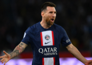 Lionel Messi menunjukkan dirinya sebagai pemain di luar logika dengan mencetak sejarah baru pada ajang Liga Champions.
