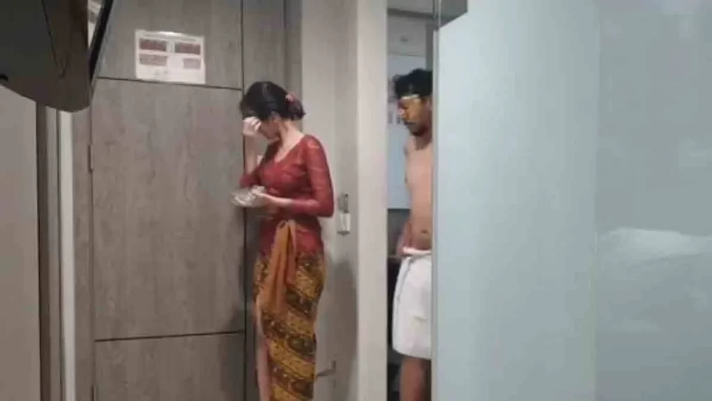 Link Video Syur Wanita Kebaya Merah Viral di Twitter